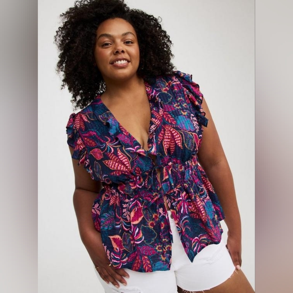 5/$25 2x [Torrid] 2 Tie Floral Blouse -worn 2x Over The Summer B1